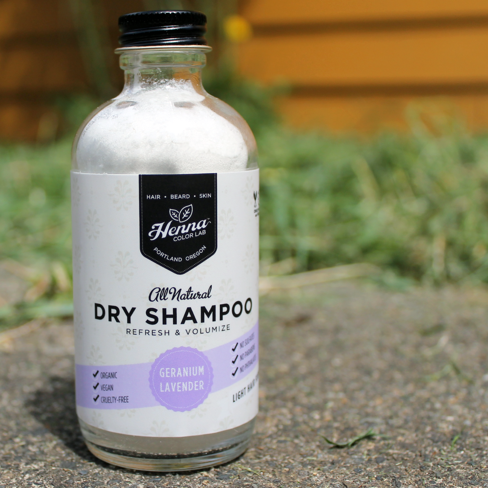 Organic dry shampoo for light hair