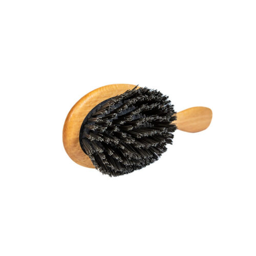 Henna color lab beechwood vegan boar bristle brush: Bristle texture zoom-in.